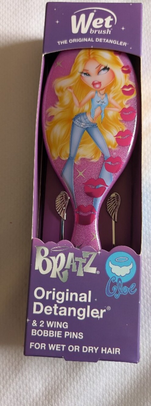 Bratz Doll (Cloe) The Wet Brush • Y2K style Purple w/ 2 clips
